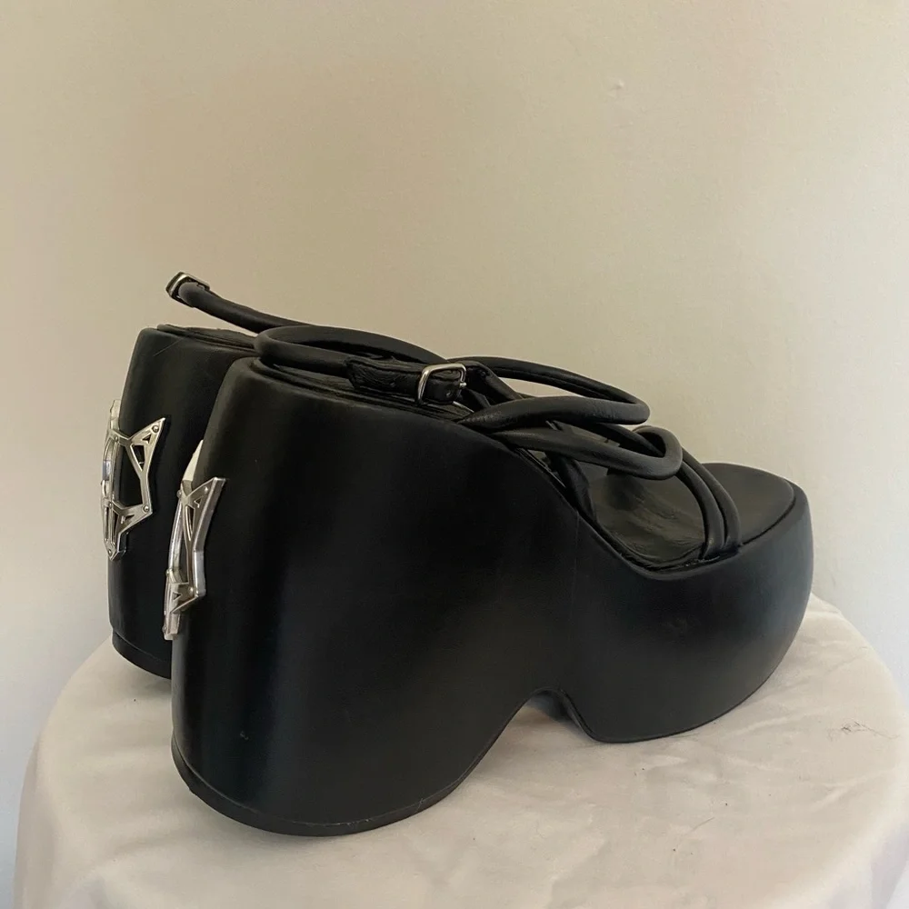 Naked Wolfe Black Platform Strappy Sandals - Picture 4 of 6